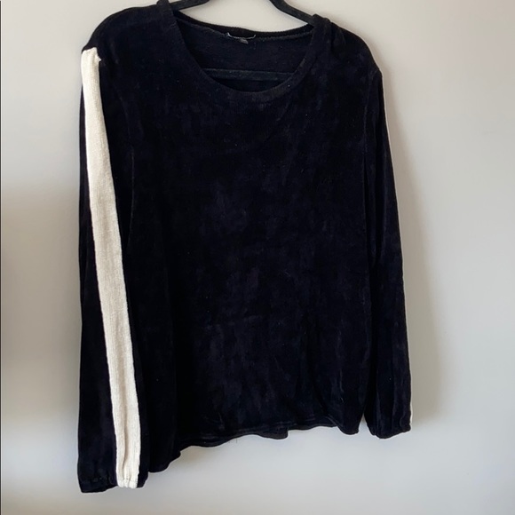 NWOT DREW sweater - Picture 4 of 5